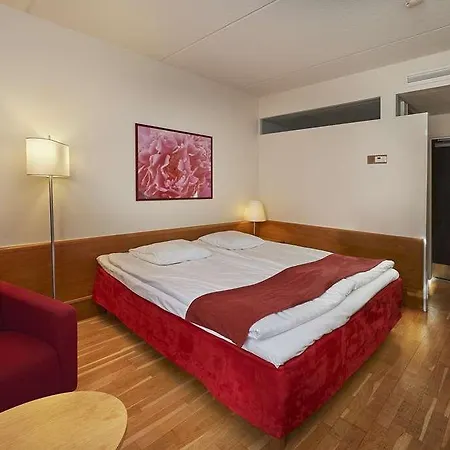 Scandic Atrium 3*