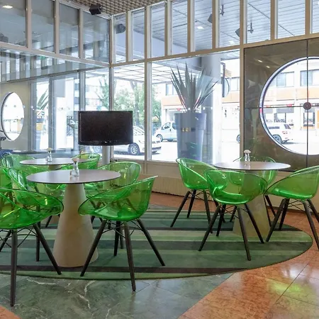 Scandic Atrium Hotel 3*