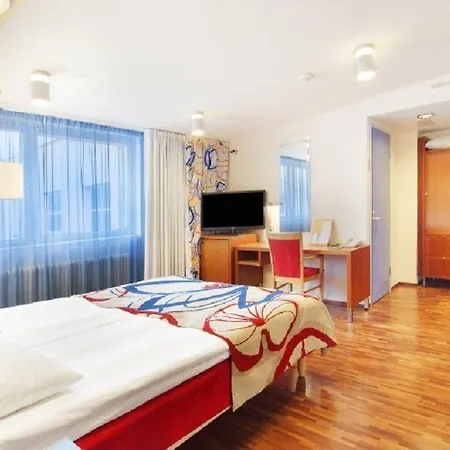 Hotel Scandic Go, Eerikinkatu 30 Turku